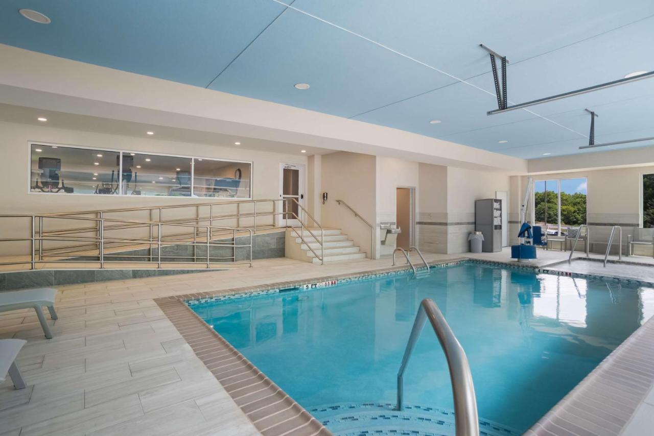 Surestay Plus Hotel By Best Western Elizabethtown Hershey מראה חיצוני תמונה