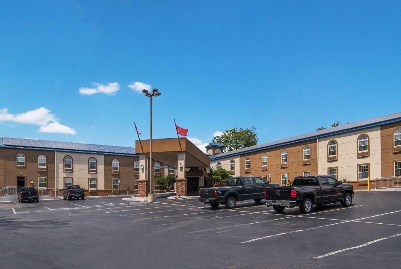 Surestay Plus Hotel By Best Western Elizabethtown Hershey מראה חיצוני תמונה