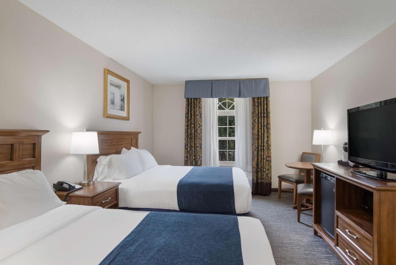 Surestay Plus Hotel By Best Western Elizabethtown Hershey מראה חיצוני תמונה