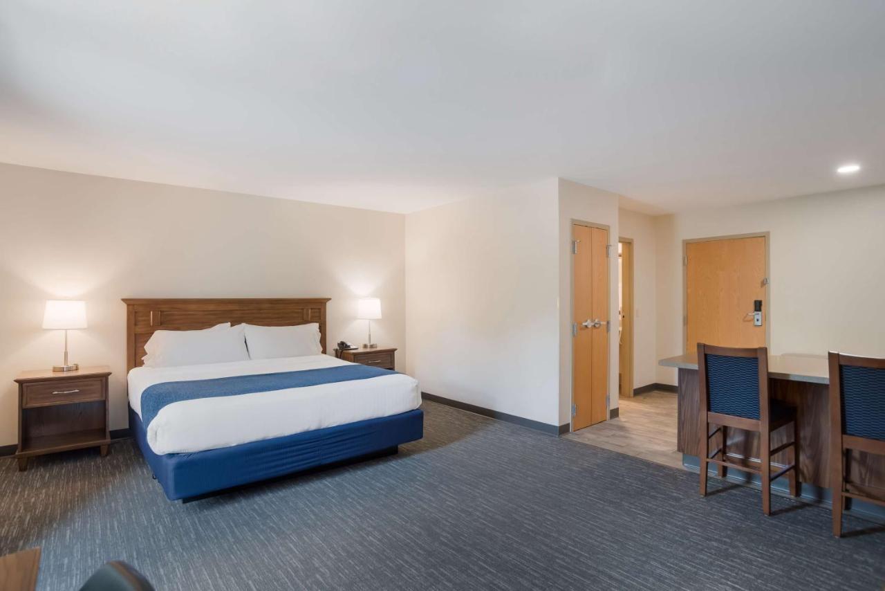 Surestay Plus Hotel By Best Western Elizabethtown Hershey מראה חיצוני תמונה